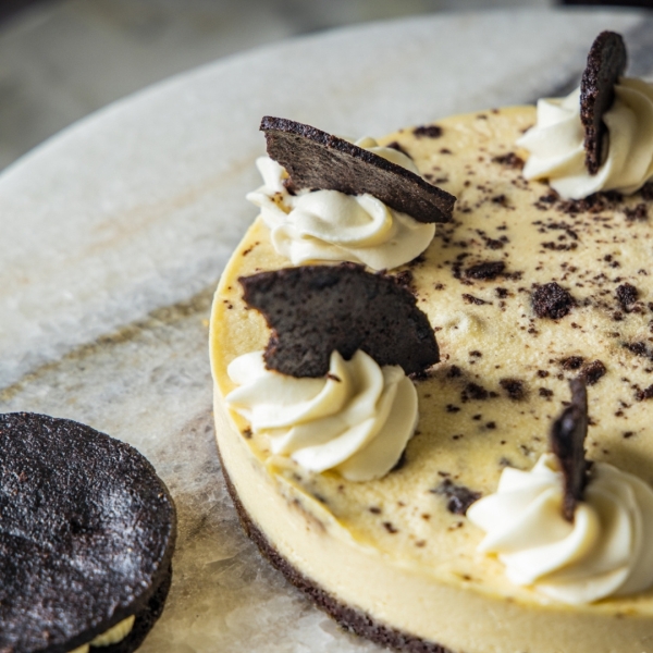 Oreo Cheesecake Hola Keto Desserts Dubai UAE 2