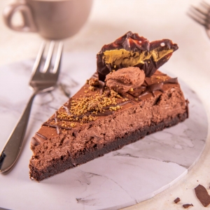 Chocolate Cheesecake Slice Dubai Keto Desserts UAE Low Carb No Sugar Healthy Delicious