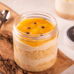 Vanilla Passionfruit Cake Jar Dubai Keto Desserts UAE Low Carb No Sugar Healthy Delicious