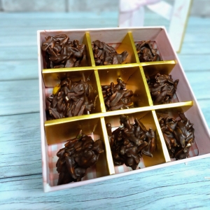 Healthy Chocolate Croustillants Box hOLa Keto UAE Delivery in Dubai, Abu Dhabi, Sharjah, Al Ain, Fujairah, Ajman & Ras Al Khaimah