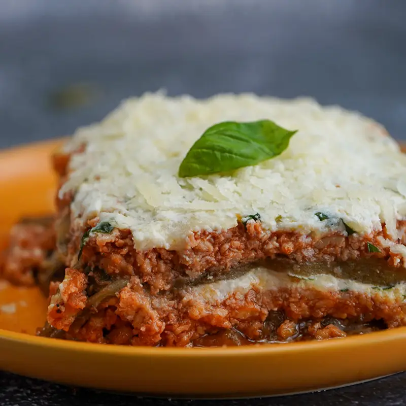 Beef Lasagna hOLa Keto UAE Delivery in Dubai, Abu Dhabi, Sharjah, Al Ain, Fujairah, Ajman & Ras Al Khaimah