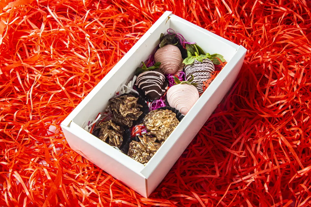 Love Box 3 for Valentines Day hola Keto Desserts Dubai Abu Dhabi Sharjah Al Ain Fujairah Ajman UAE